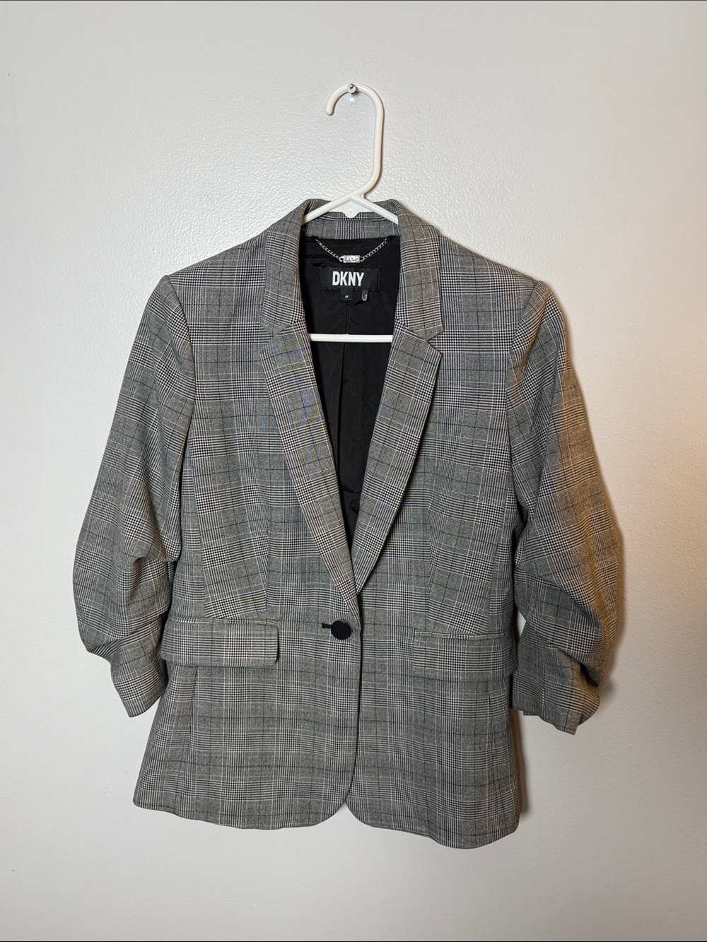 DKNY Plaid Women's Tailored Blazer Size 6 Petite